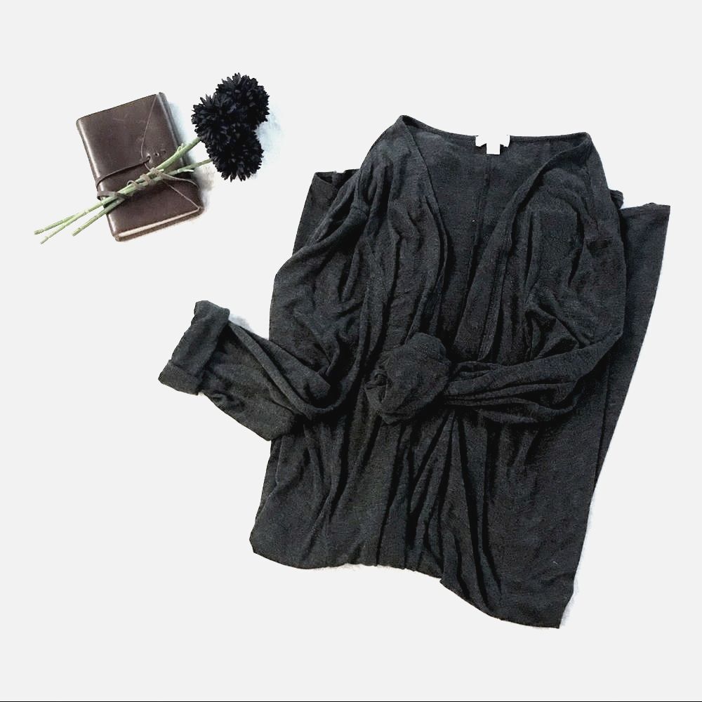 Charming Charlie Long Cardigan Size XL Gray